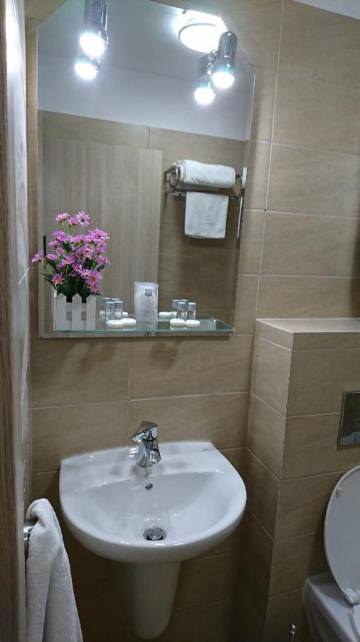Sunshine Apartament De Silva Appartamento Mamaia Esterno foto